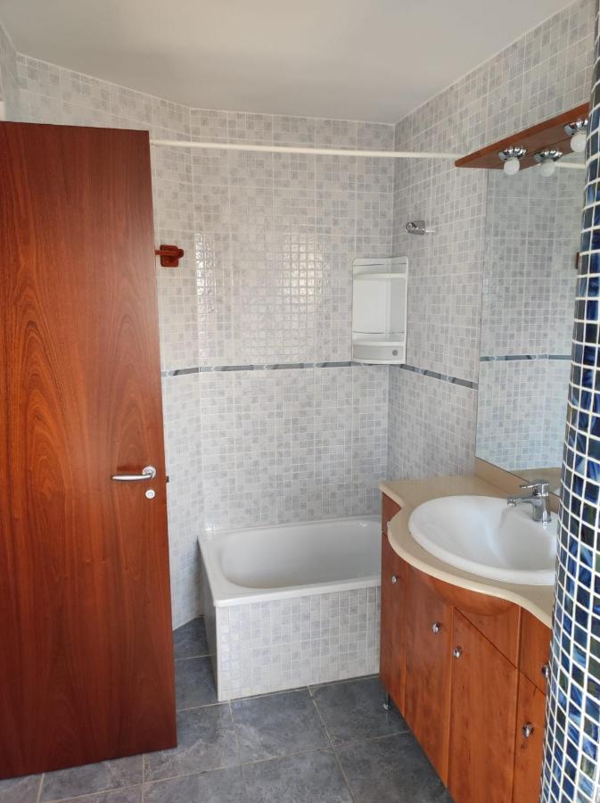Cala Monica Apartment Camarasa Bagian luar foto